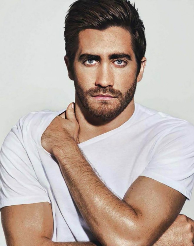 Jake-Gyllenhaal-GQ-Australia-November-2013-02-934x1187